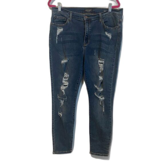 Judy Blue Distressed Skinny Fit Jeans - Picture 1 of 8
